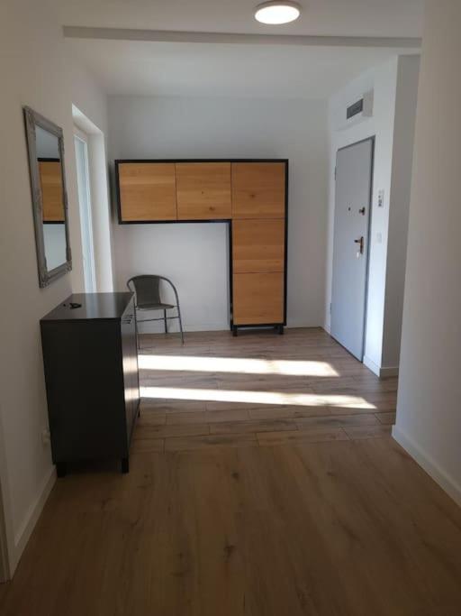 Apartamento Duzy Apartament W Centrum - 3 Pokoje - Garaz Breslavia Exterior foto